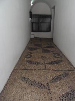 Photo of At the Topkapi Sarayi Topkapi Sarayi (Cannon Gate Palace), Istanbul, Turkey, Patricia P - October 2014