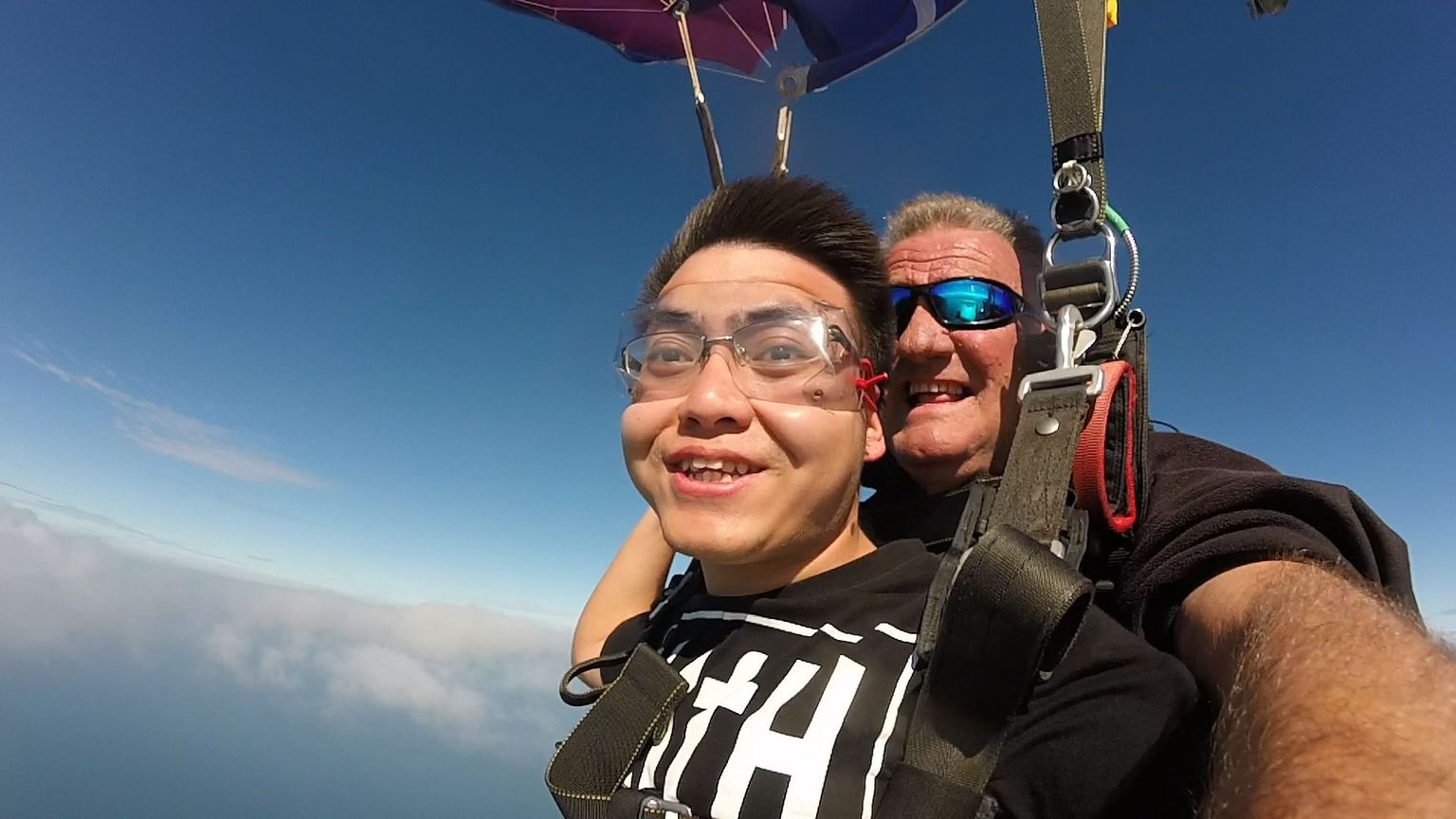 Redcliffe sky diving