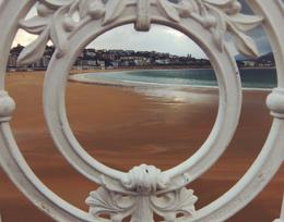 Photo of San Sebastian We had an hour walk in San Sebastian to see the narrow streets of the old town and the beautiful embankment. , Alexey B - November 2014