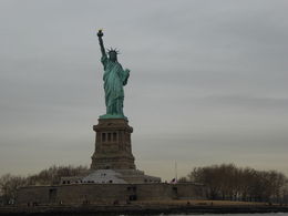 Photo of A cloudy day on the circle line cruise Cloudy but still great trip much better than going onto there island as too close for photos then this was ideal and the guy narrating was excellent. , moira.smart - March 2016