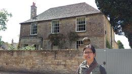 Photo of Outside Mrs Crawleys House in Bampton village The weather on the Sunday we visited Bampton, Oxfordshire, was perfect for a stroll down the main street. Bampton, a quaint little village, provided most of the backdrop in the Downton village. , Alisha Y - August 2016