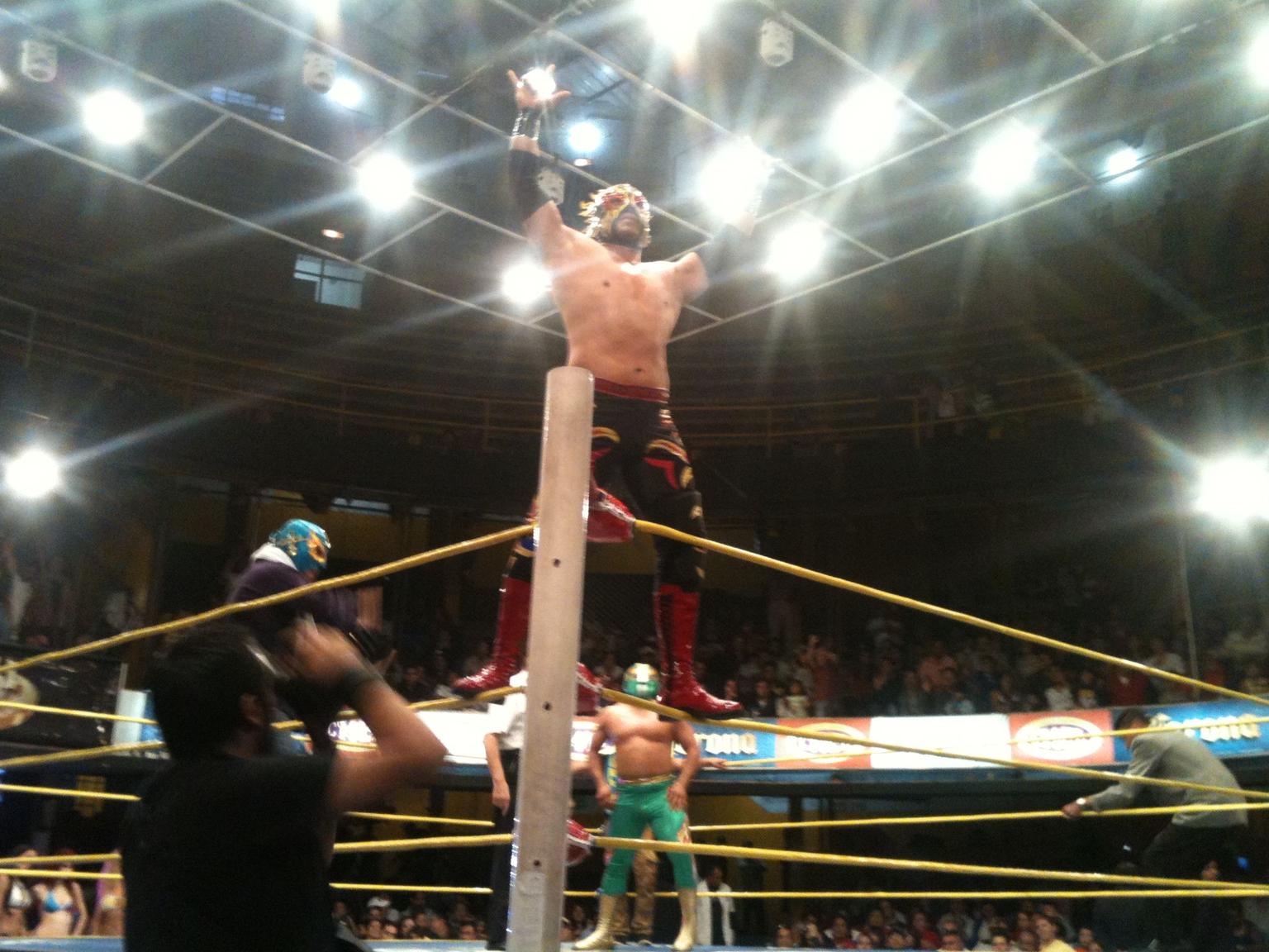 Mexican Wrestling 6