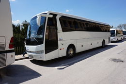 Photo of Big, white, spacious and comfortable air-conditioned tour bus with wi-fi There were about 20 of us in the tour group - hence, lots of room to sit anywhere in this big bus. However, there was no toilet on board but there were stops every 2-3 hours for breaks. , Live 4 Sights - June 2015