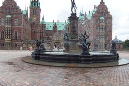 Photo of Main Entry to the Caste at Frederiksborg Wonderful fountain graced entry to the amazing Frederiksborg castle. , Jay - July 2013
