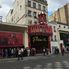 Photo of Paris Jantar e show Moulin Rouge, Paris waiting to enter the show