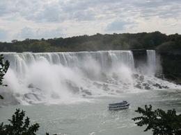 Photo of Niagara Falls Niagara Falls with the Lady of the Mist boat in front, Shaun M - October 2009