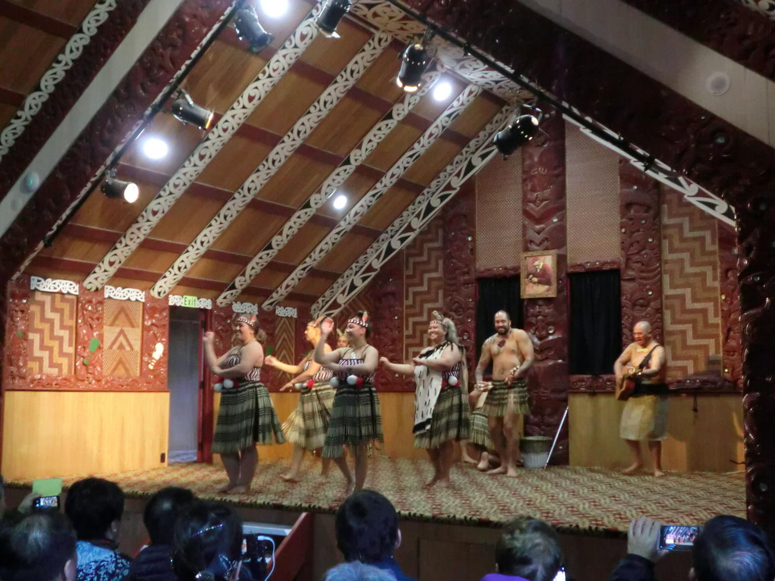 Maori dance performance at Te Puia