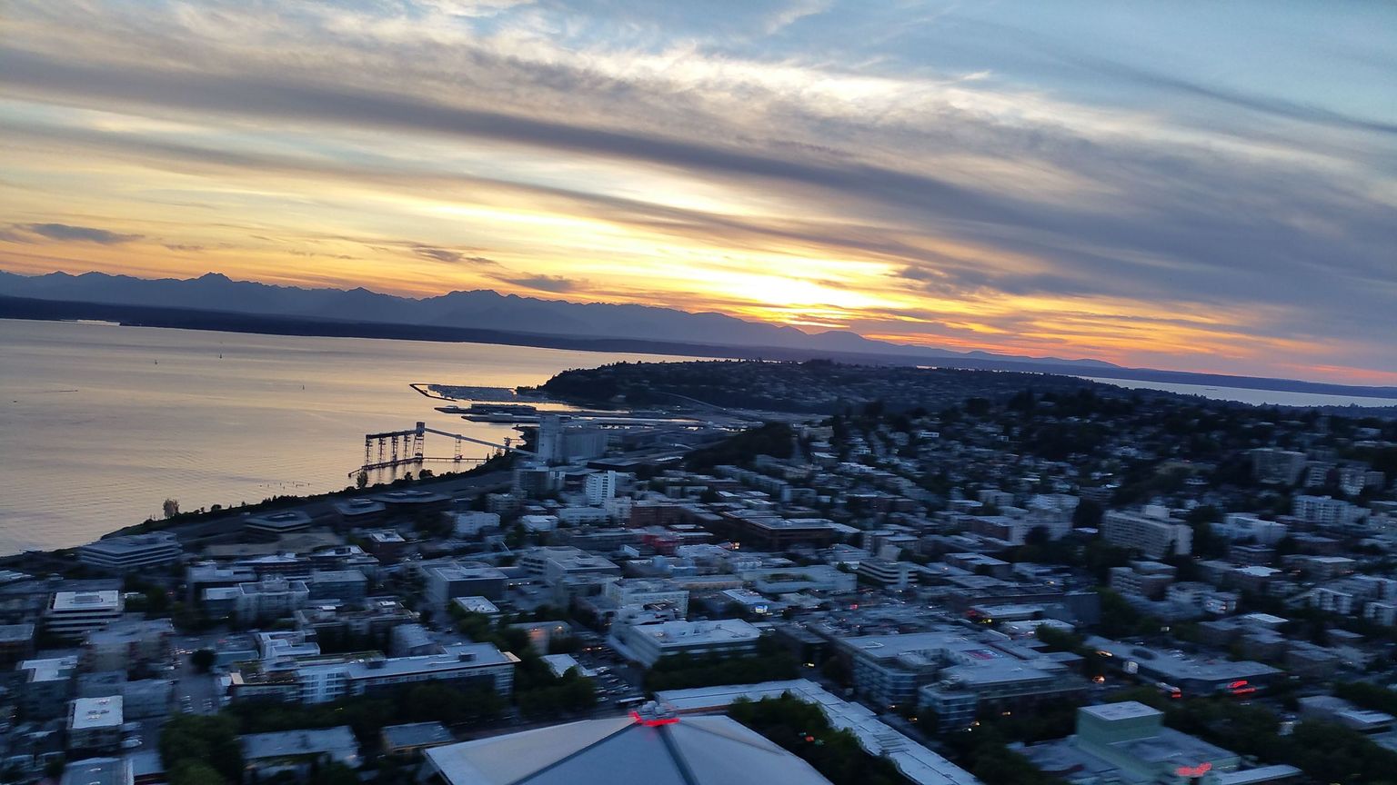 Spectacular sunset from the Space Needle