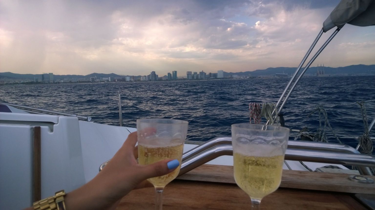Cava on the sea