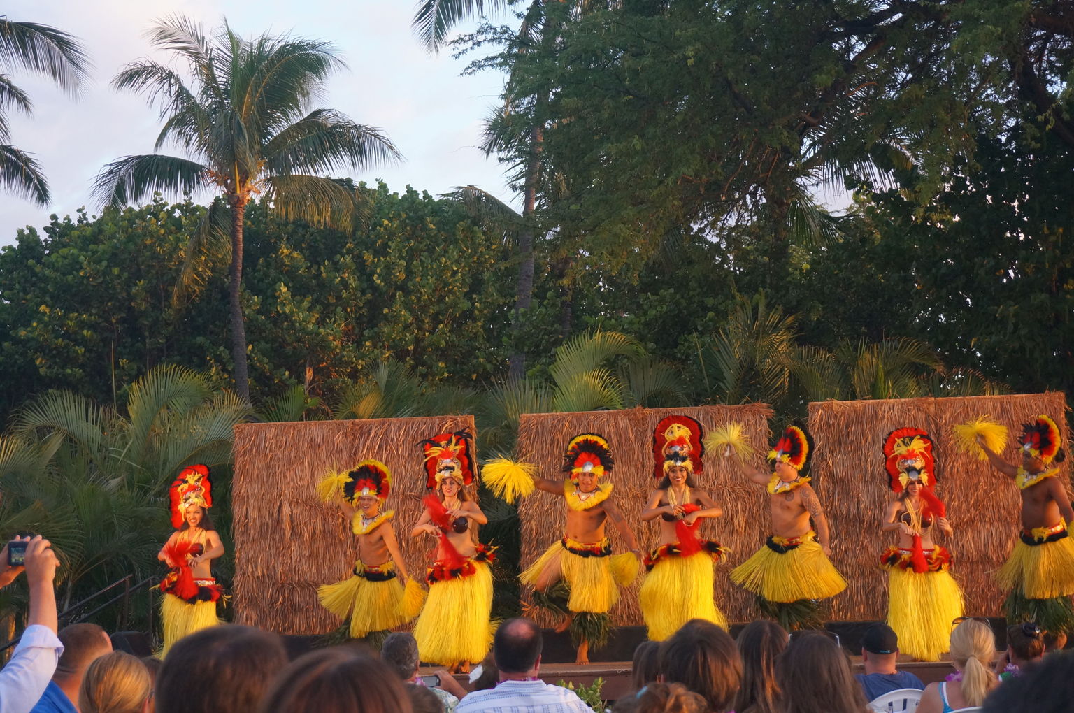 Luau Dancers