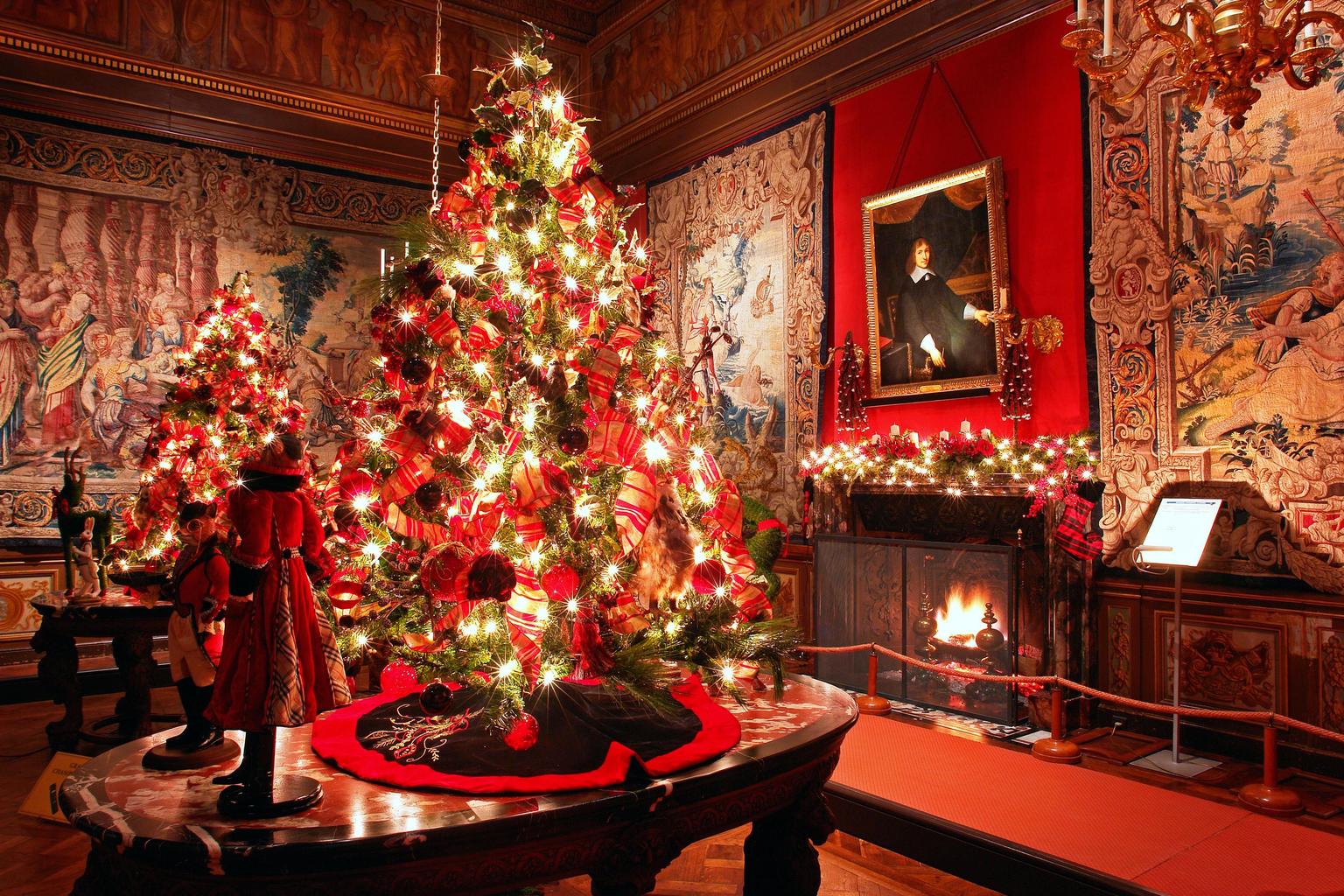Holiday decorations