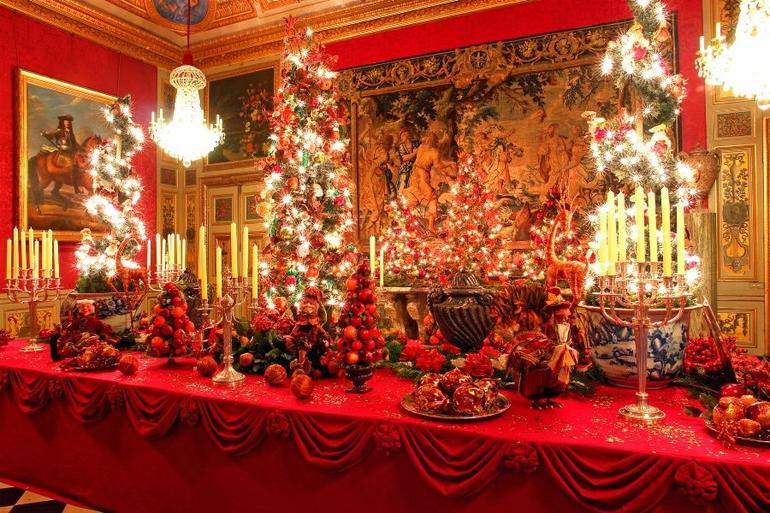 Ordinary Wishlist For Christmas #1: Pretty-christmas-table-setting-photo_1176266-770tall.jpg Ordinary Wishlist For Christmas #1: Pretty-christmas-table-setting-photo_1176266-770tall.jpg