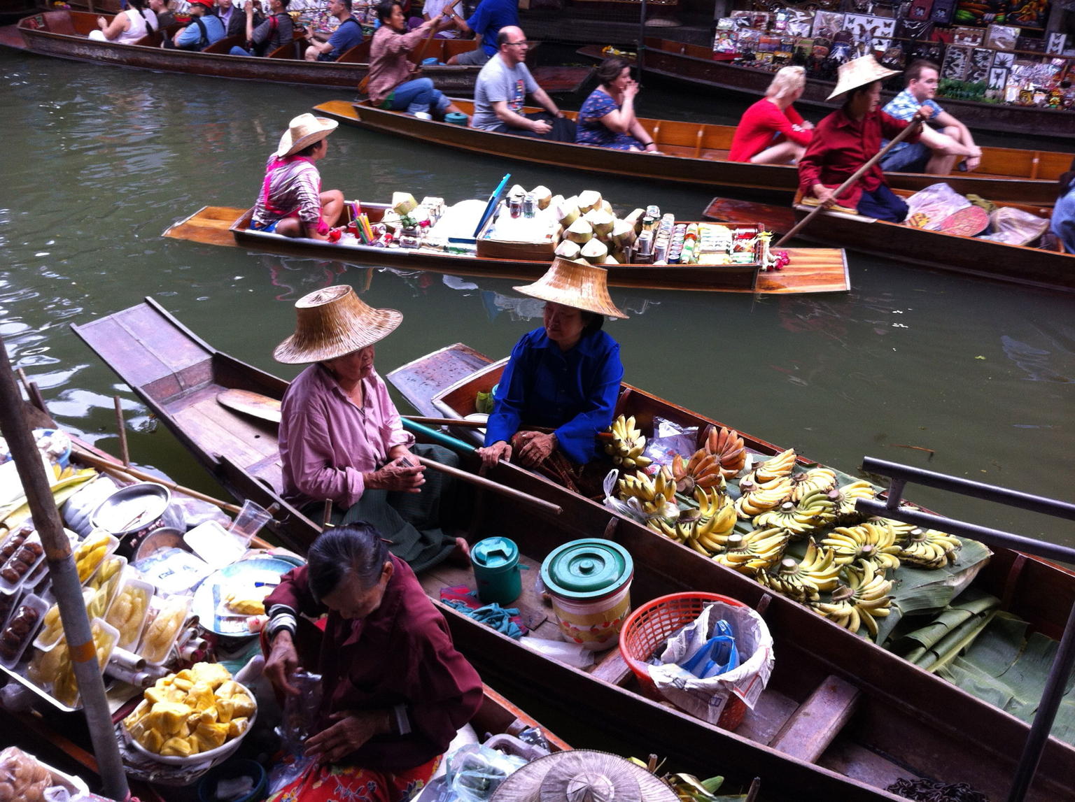 Private Tour: Floating Markets and Bridge on River Kwai Day Trip from Bangkok