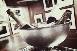 Photo of paradislatin champangne Good quality Champagne and a nice Bordeaux was served with my delicious meal. , David J - August 2012