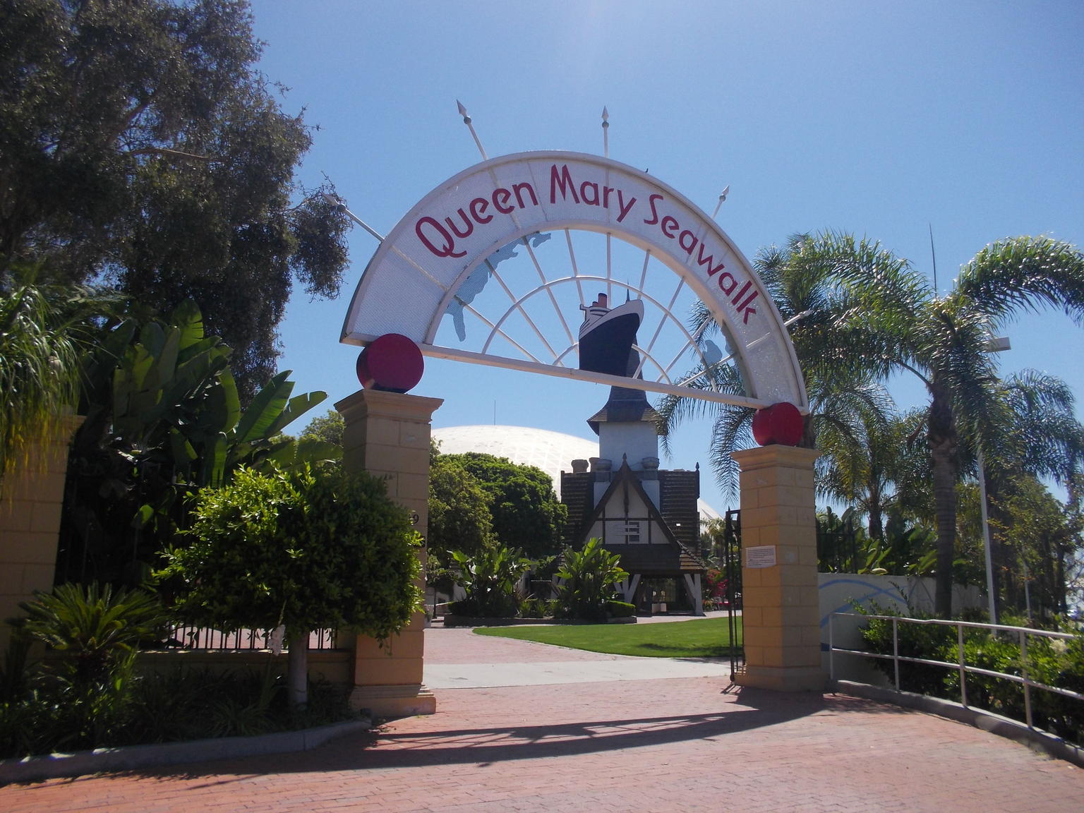 The Queen Mary entrance