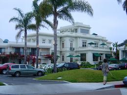 Photo of Glorietta Bay Inn Another Coronado Island hotel -- the Glorietta Bay Inn. Not famous like the Del, but still beautiful and historic. , Leah - May 2011