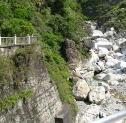 Photo of Tokoto National treasure. Tokorto Gorge is a natural formation from the erosion of a river just like the Grand Canyon in the states. At the top is another elegant lodge with natural waters to relax in. High in the mountain ... , aacjane - May 2016