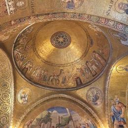 Photo of Mosaics in the gold glass tesserae style under special light The ceiling inside St. Mark's basilica when lighted up is simply marvelous, depicting several interesting mosaics , skrishnan07 - August 2016
