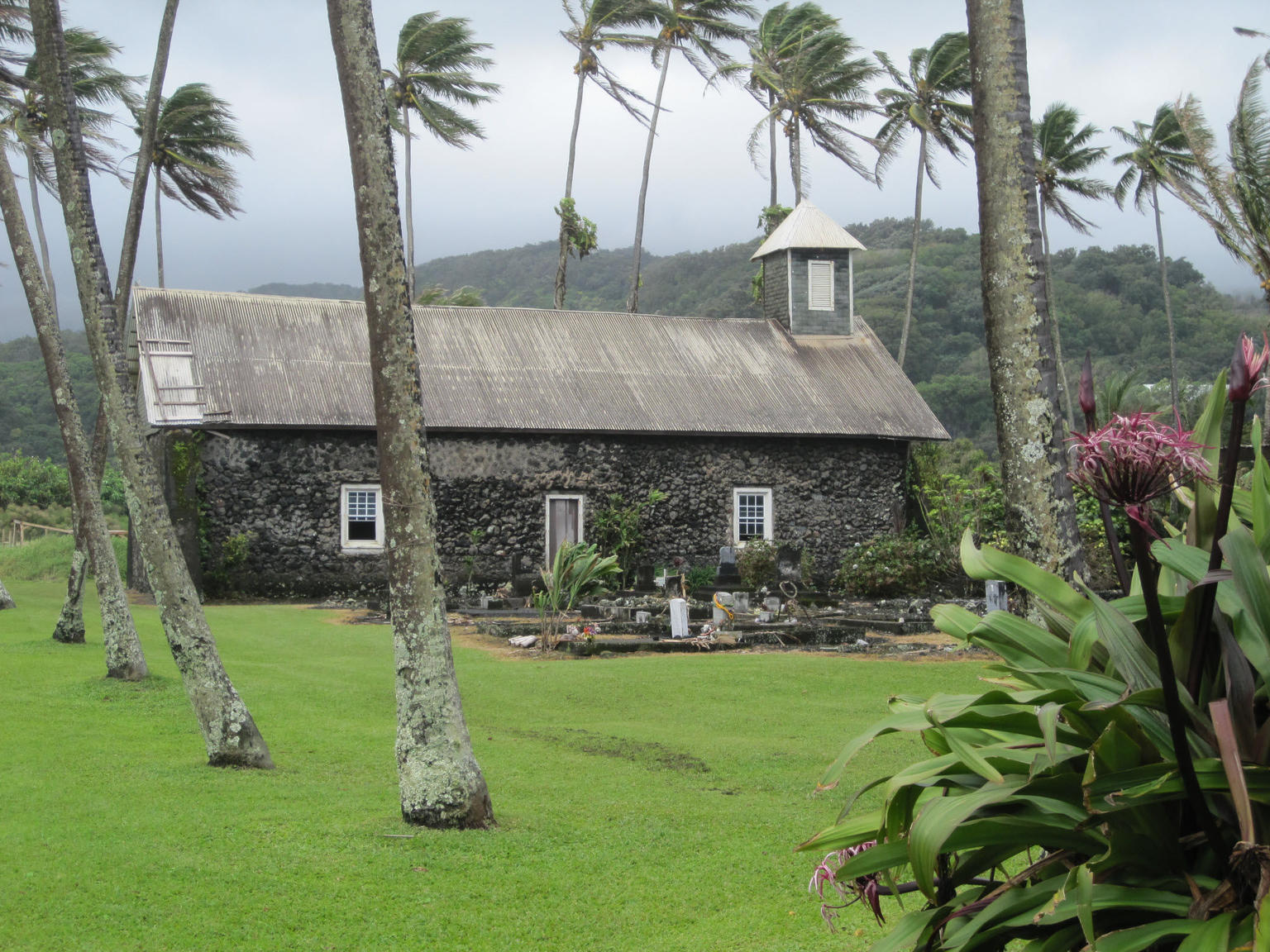Heavenly Hana Tour