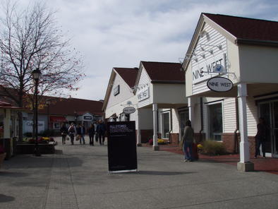 adidas in woodbury commons