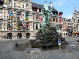 Photo of Brussels and Antwerp Day Trip from Amsterdam Brussels and Antwerp Day Trip from Amsterdam , Simone P - September 2013