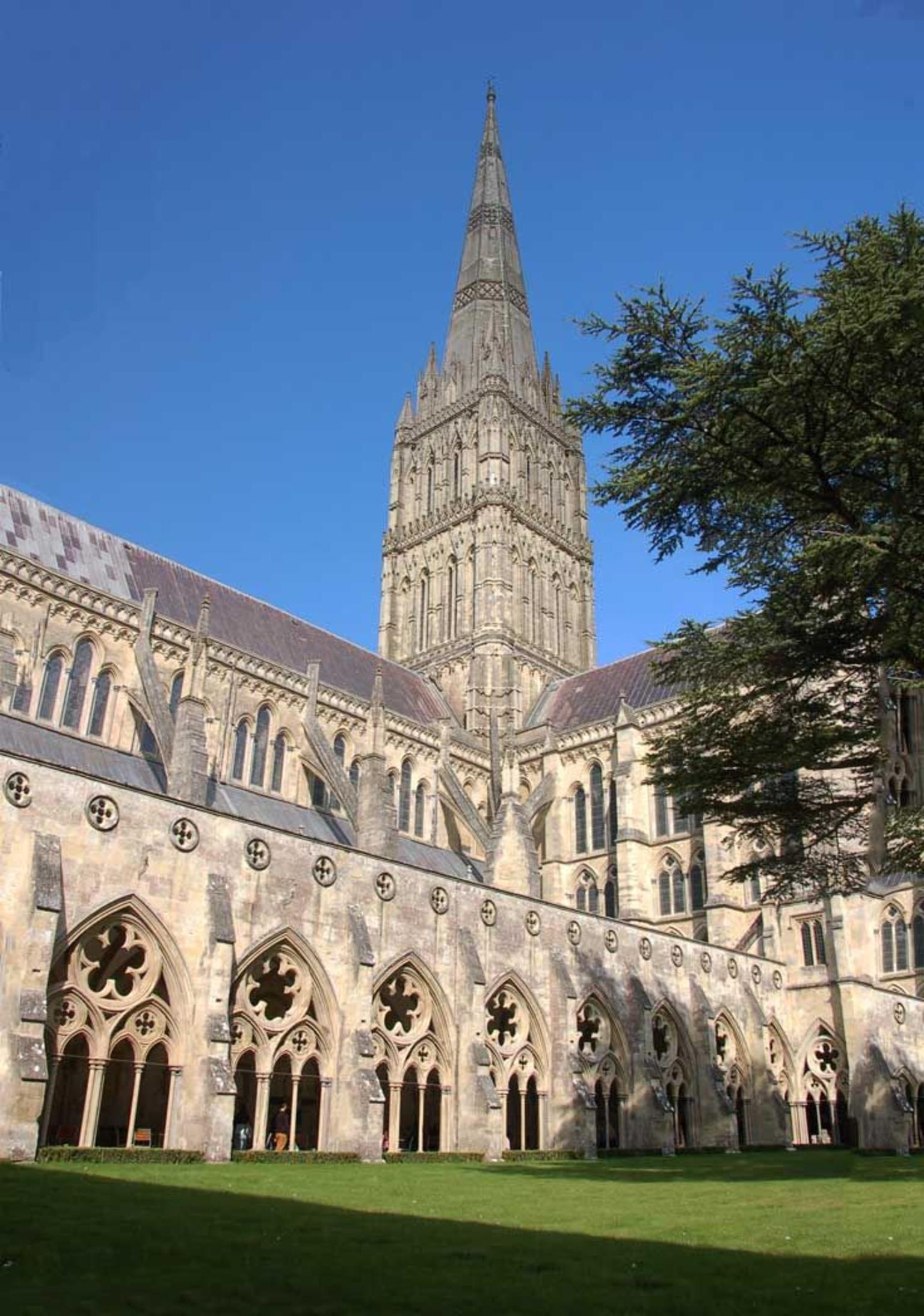 Salisbury Cathedral from cloisters
