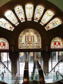 Photo of Stained Glass Window Very pretty view from the escalators through the stained glass windows at the Queen Victoria Building, Undercover Américan - October 2010