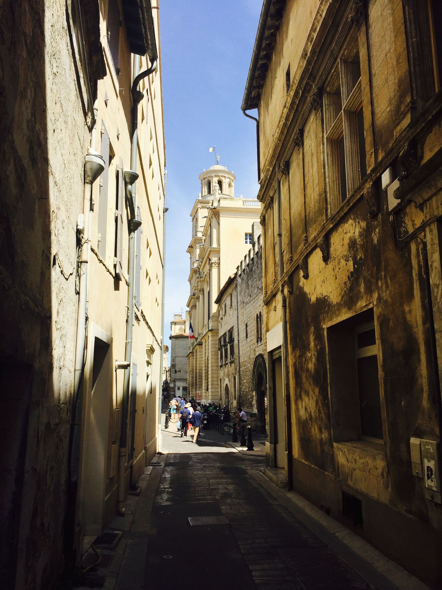 Arles