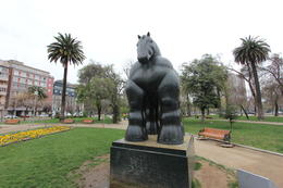 Photo of Botero Sculpture A sculpture donated by Fernando Botero to the city of Santiago., Bandit - October 2013