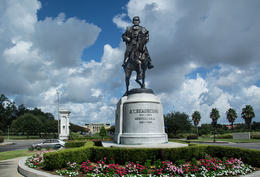 Photo of General Beauregard with NO Museum of Art in background Taken through the window of the tour bus , James L R - August 2014
