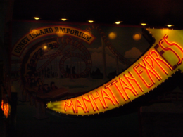 Photo of NY NY Roller Coaster The Manhattan Express roller coaster entrance at New York New York., kellythepea - October 2010
