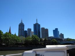 Photo of Melbourne from the Yarra Beautiful day to drift along the Yarra River!, Sarah F - December 2009