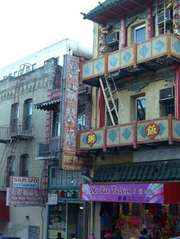 Photo of Famous Sam Wo Restaurant in San Francisco's Chinatown Famous Sam Wo Restaurant, in business over 100 yrs in San Francisco’s Chinatown. Frequented by the likes of Jack Kerouac in the 50s and the infamous Edsel Ford Fung (aka the world’s rudest waiter) ... , skigirlsf - December 2011