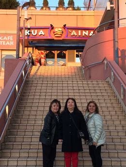 Photo of Kua Aina What a surprise to find a Hawaiian burger restaurant at the futuristic waterfront shopping district called Aqua City Odaiba. , Debralyn A - December 2015