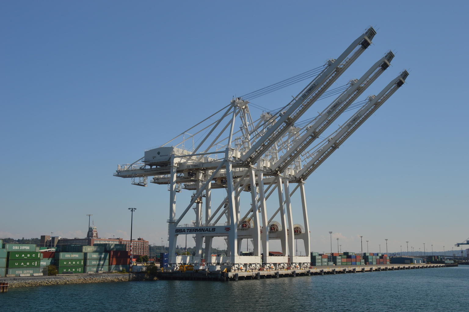 Chinese made cranes