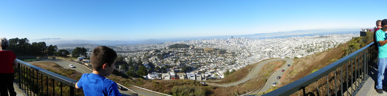 Panoramic view of San Francisco Bay area from Twin Peaks
