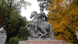 Photo of Famous General who later was president of Poland This statue was near a famous park and museum. , Ed D - October 2015