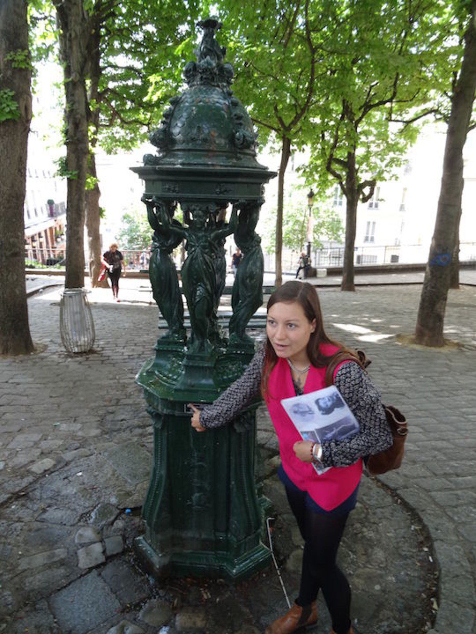 Our wonderful guide Louise, on the Montmarte Impressionist Art Walking tour