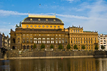 Teatro Nacional de Praga (Narodni divadlo)