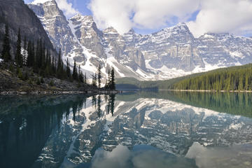 calgary rocky mountain trips jong gebergte viator mountains lake graphicslib