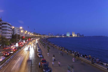 Marine Drive (Queen's Necklace), Mumbai