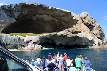 Cleft Island (Skull Rock), Phillip Island