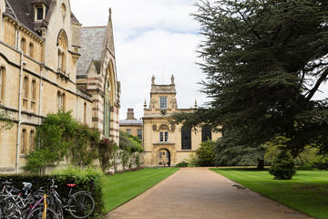Trinity College, Southeast England