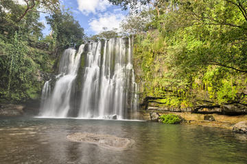 Llano de Cortés Waterfall, Costa Rica