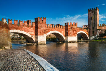 Castelvecchio Bridge (Ponte Scaligero), Verona