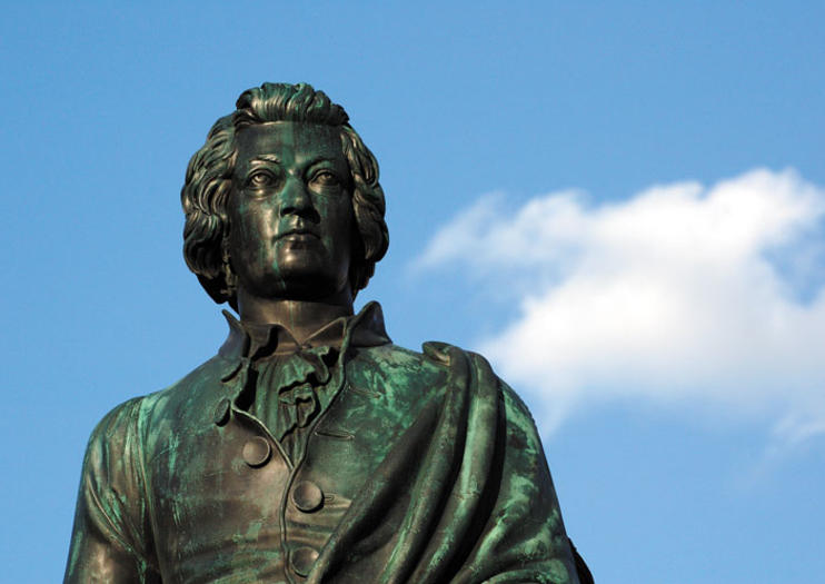 Mozart Square (Mozartplatz)