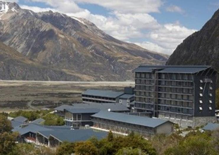 Mt. Cook Hermitage Hotel