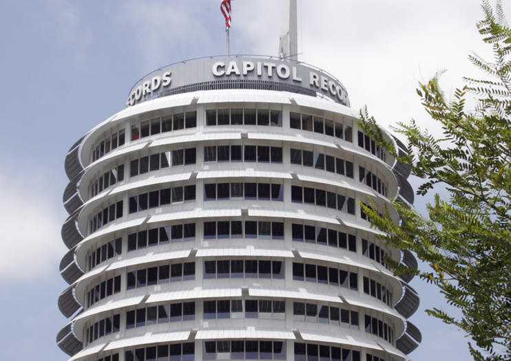 Рекорд капитал. Здание Капитол Рекордс. Capitol records. Capital experience.