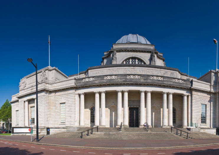 cardiff museum tour