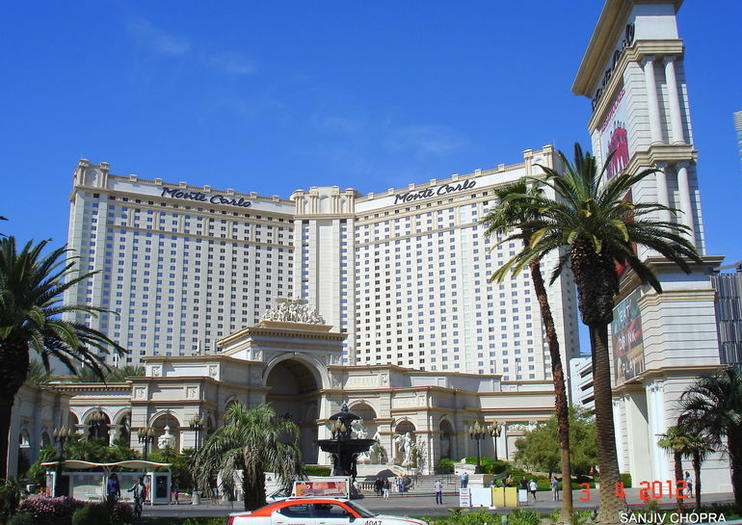 Monte Carlo Casino - visit the most exclusive casino in the world!